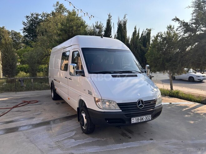 Mercedes Sprinter 413 2001, 213,588 km - 2.2 l - Şirvan