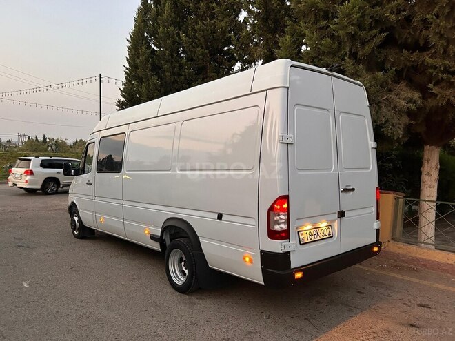 Mercedes Sprinter 413 2001, 213,588 km - 2.2 l - Şirvan