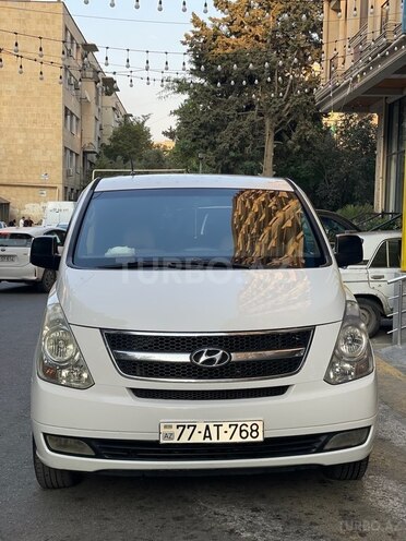 Hyundai H-1 2011, 299,800 km - 2.5 l - Bakı