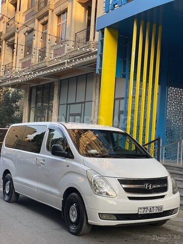 Hyundai H-1 2011, 299,800 km - 2.5 l - Bakı