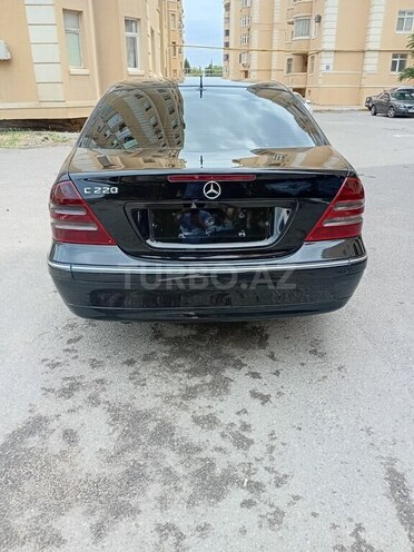 Mercedes C 220 d 2003, 260,000 km - 2.2 l - Bakı