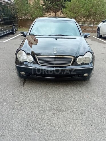 Mercedes C 220 d 2003, 260,000 km - 2.2 l - Bakı