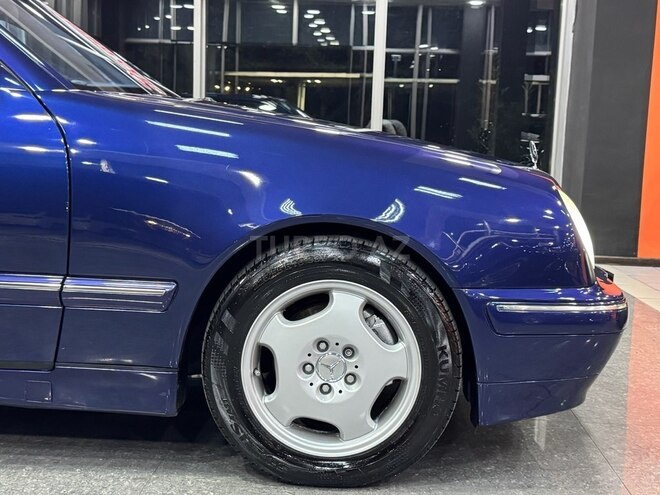 Mercedes E 270 2000, 357,000 km - 2.7 l - Xırdalan
