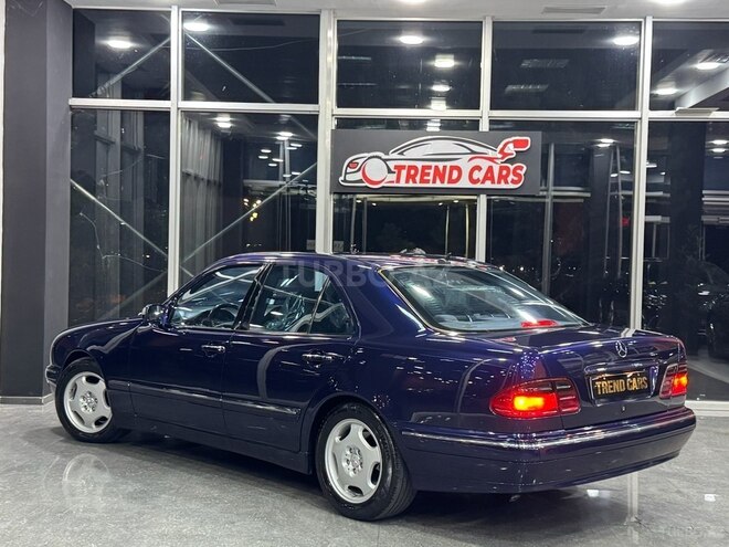 Mercedes E 270 2000, 357,000 km - 2.7 l - Xırdalan