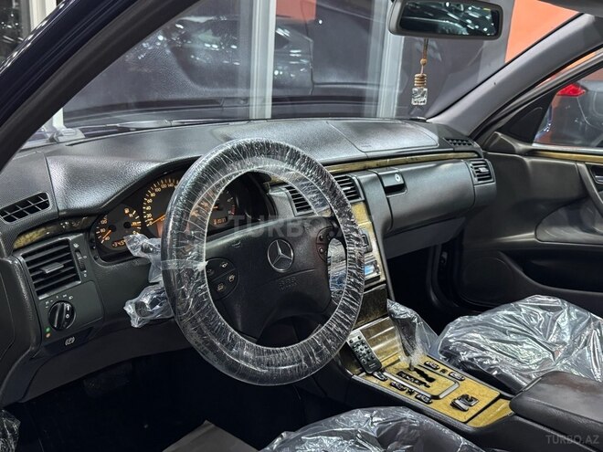 Mercedes E 270 2000, 357,000 km - 2.7 l - Xırdalan