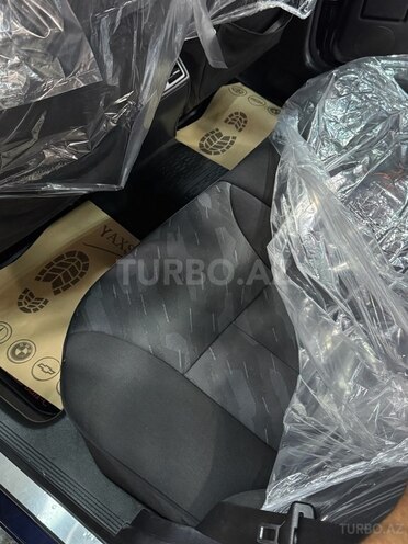 Mercedes E 270 2000, 357,000 km - 2.7 l - Xırdalan
