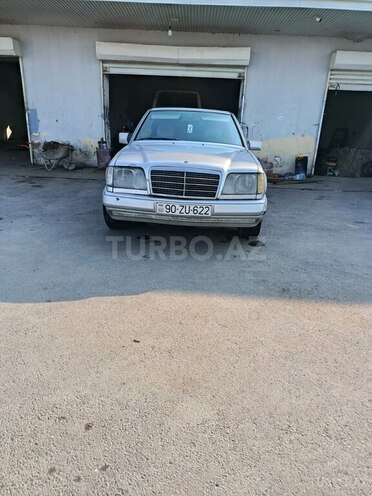 Mercedes E 250 1995, 58,888 km - 2.5 л - Salyan