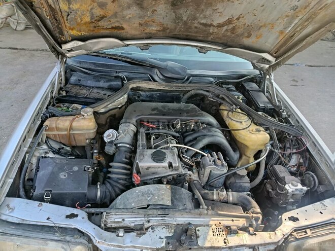 Mercedes E 250 1995, 58,888 km - 2.5 л - Salyan