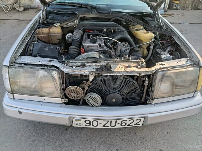 Mercedes E 250 1995, 58,888 km - 2.5 л - Salyan