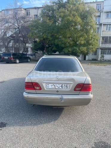 Mercedes E 280 1997, 312,000 km - 2.8 l - Bakı