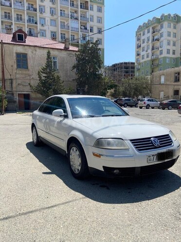 Volkswagen Passat 2004, 365,000 km - 1.8 l - Bakı