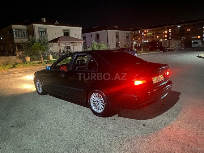 BMW 520 1999, 302,000 km - 2.0 l - Bakı