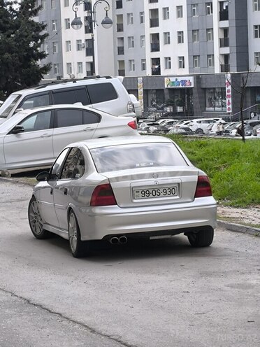 Opel Vectra 2000, 242,000 km - 1.8 l - Bakı