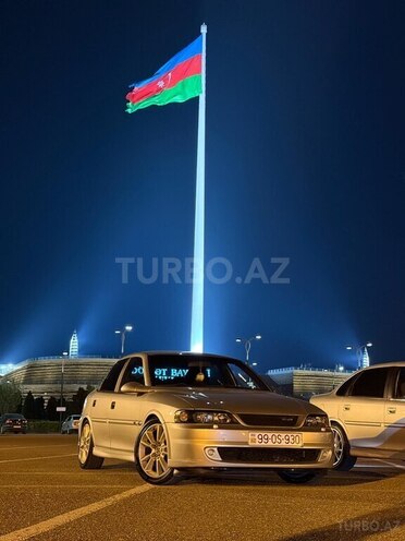 Opel Vectra 2000, 242,000 km - 1.8 l - Bakı