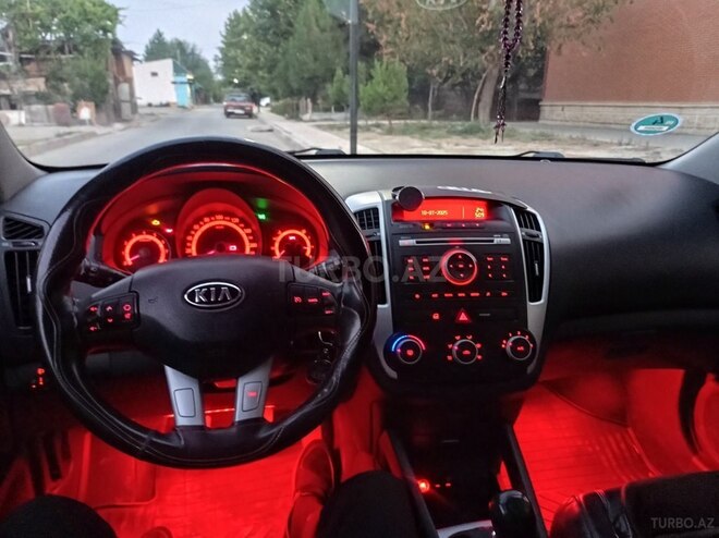 Kia  2009, 212,000 km - 1.4 l - Mingəçevir