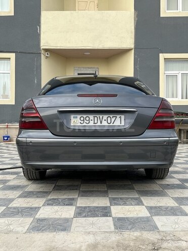 Mercedes E 220 d 2004, 441,990 km - 2.2 l - Bakı