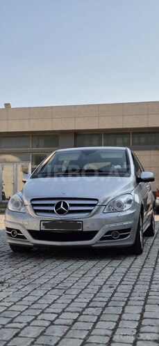 Mercedes B 180 2009, 280,000 km - 1.7 l - Bakı