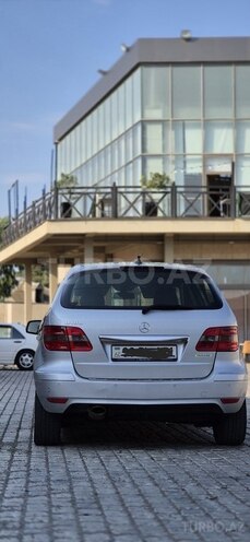 Mercedes B 180 2009, 280,000 km - 1.7 l - Bakı