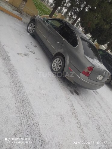 Volkswagen Passat 2002, 200,000 km - 1.8 l - Xaçmaz