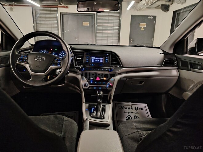 Hyundai Elantra 2018, 145,000 km - 2.0 l - Gəncə
