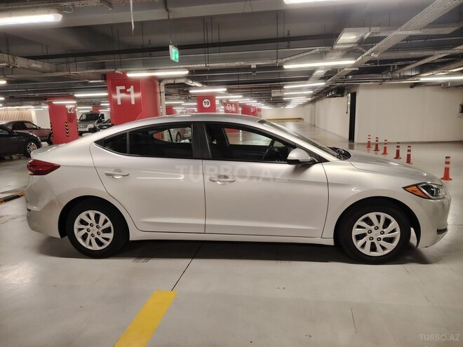 Hyundai Elantra 2018, 145,000 km - 2.0 l - Gəncə