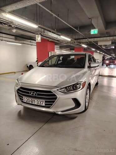Hyundai Elantra 2018, 145,000 km - 2.0 l - Gəncə