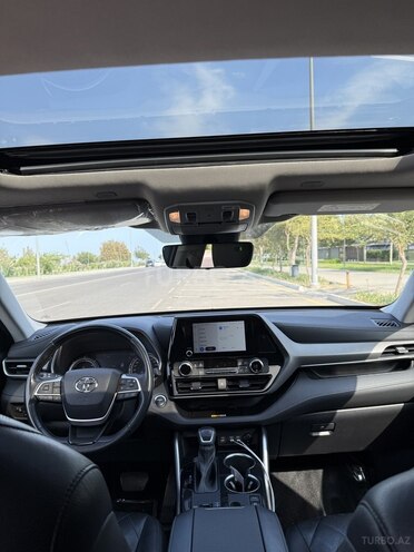 Toyota Highlander 2023, 22,000 km - 2.5 l - Bakı