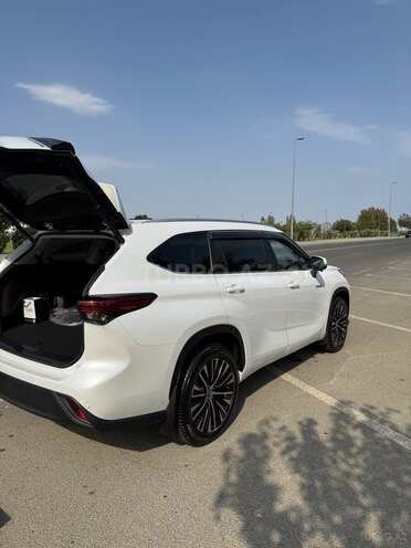Toyota Highlander 2023, 22,000 km - 2.5 l - Bakı