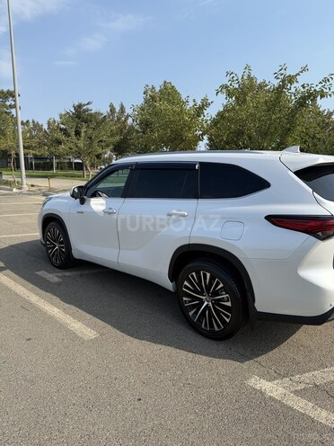 Toyota Highlander 2023, 22,000 km - 2.5 l - Bakı