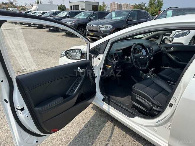 Kia K3 2015, 197,000 km - 1.6 l - Bakı