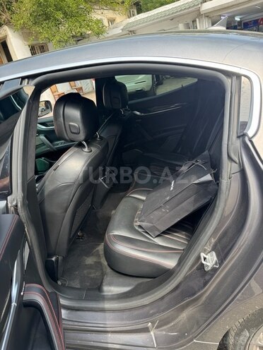 Maserati Ghibli 2015, 92,500 km - 3.0 l - Bakı
