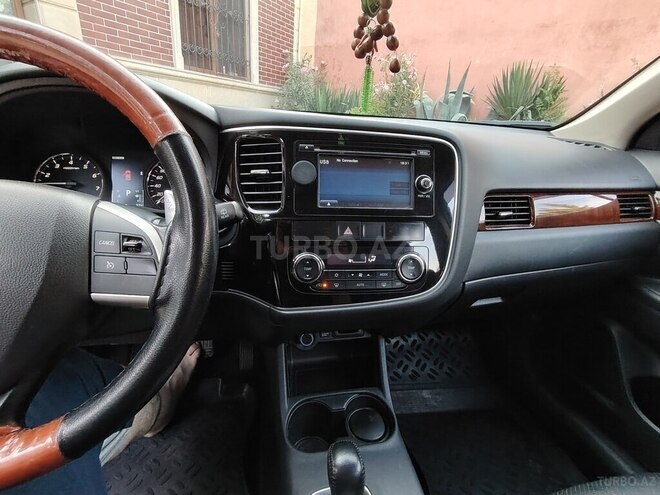 Mitsubishi Outlander 2014, 111,217 km - 2.4 l - Bakı