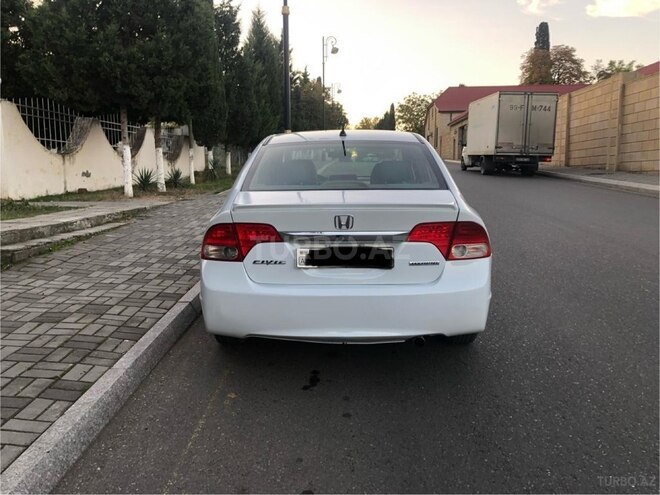 Honda Civic 2010, 356,000 km - 1.3 l - Gəncə