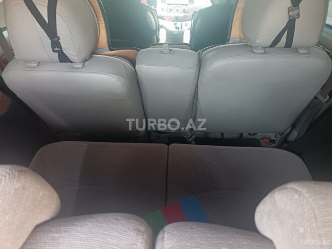 Mitsubishi Grandis 2004, 355,143 km - 2.4 l - Bakı