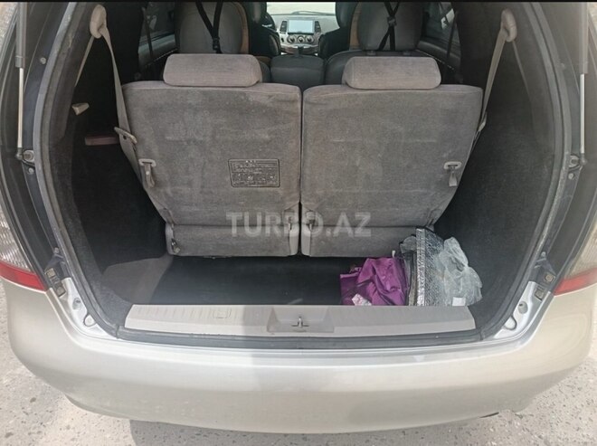 Mitsubishi Grandis 2004, 355,143 km - 2.4 l - Bakı