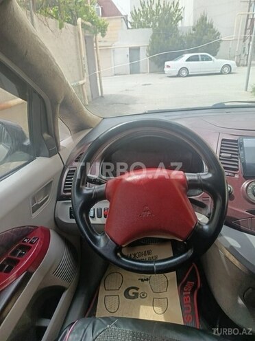 Mitsubishi Grandis 2004, 355,143 km - 2.4 l - Bakı