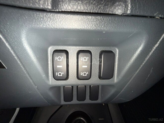 GAZ  2021, 21,205 km - 4.4 l - Bakı