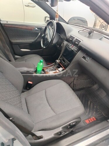 Mercedes C 200 2000, 337,680 km - 2.0 l - Bakı