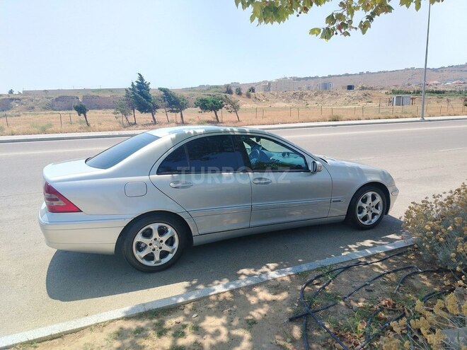 Mercedes C 200 2000, 337,680 km - 2.0 l - Bakı