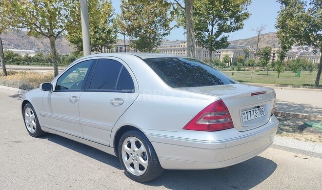 Mercedes C 200 2000, 337,680 km - 2.0 l - Bakı
