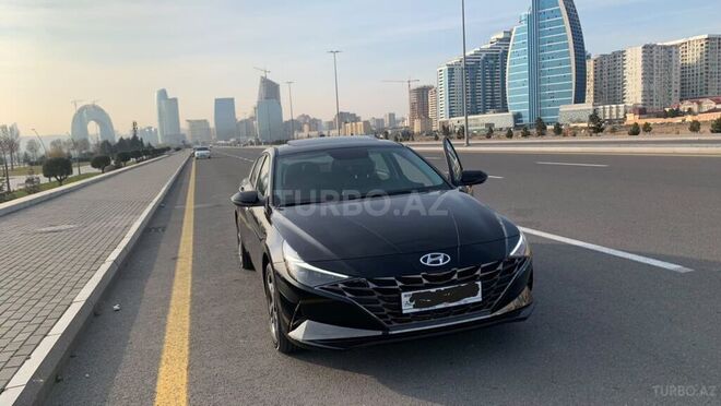 Hyundai Elantra 2021, 56,000 km - 2.0 l - Bakı