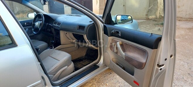 Volkswagen Jetta 2000, 230,000 km - 2.0 l - Bakı