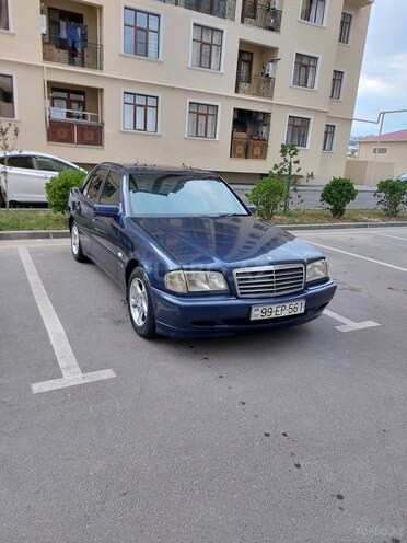 Mercedes C 220 d 1999, 35,000 km - 2.2 l - Bakı