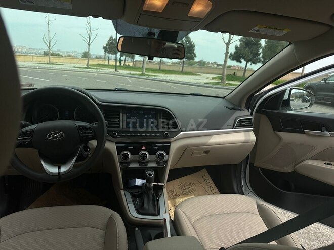 Hyundai Elantra 2019, 100,000 km - 2.0 л - Bakı