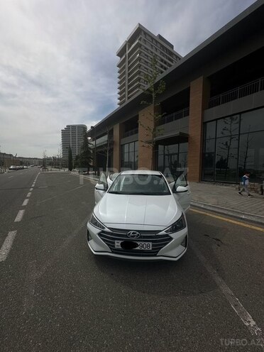 Hyundai Elantra 2019, 100,000 km - 2.0 л - Bakı