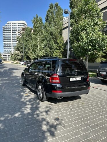 Mercedes GL 450 4MATIC-4
