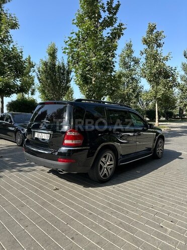 Mercedes GL 450 4MATIC-8
