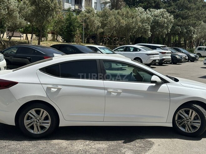 Hyundai Elantra 2019, 100,000 km - 2.0 л - Bakı