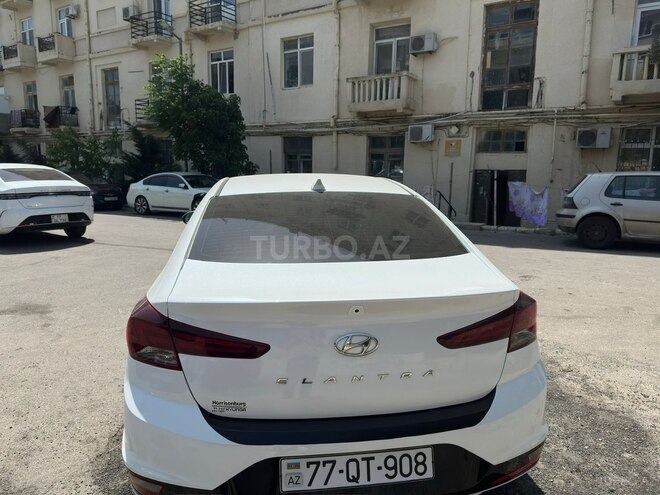 Hyundai Elantra 2019, 100,000 km - 2.0 л - Bakı