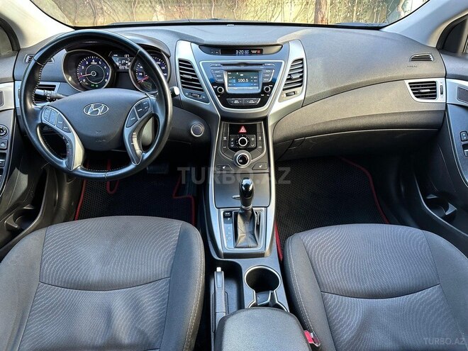 Hyundai Elantra 2015, 195,000 km - 1.8 л - Bakı